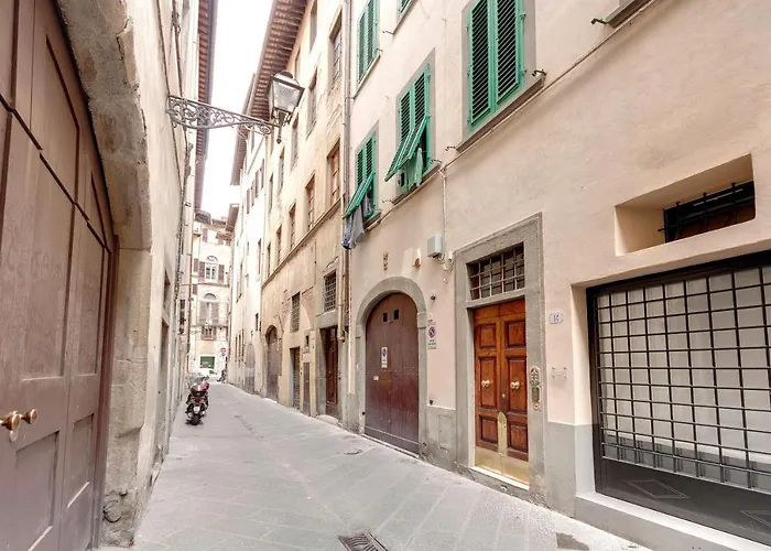 Velluti Apartment By Mamo Florence